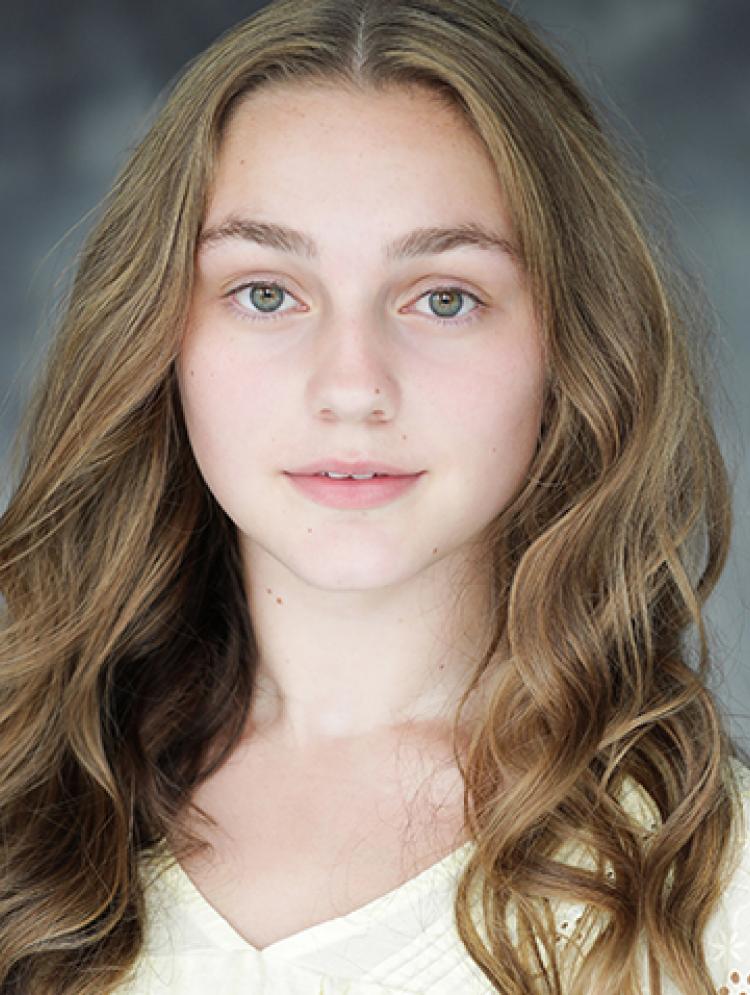 Photo of Laura Jayne-Hardie - <em>MARY LENNOX</em>