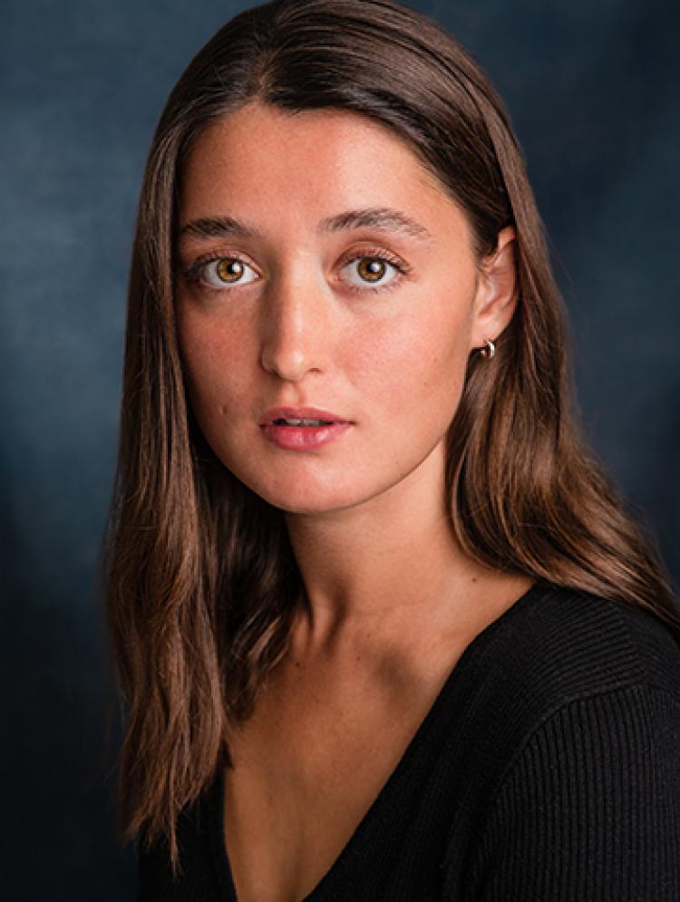 Photo of Bella Manzi - MAE