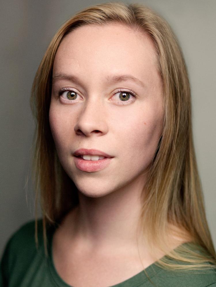Photo of Hannah Baxter-Eve