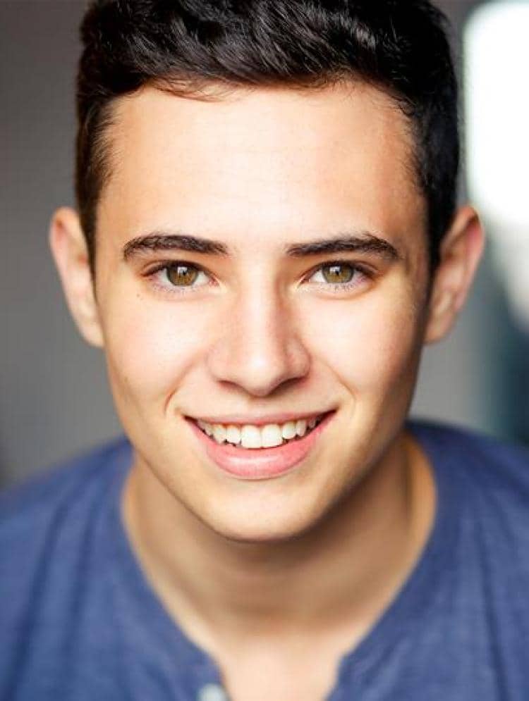 Photo of Joey Warne