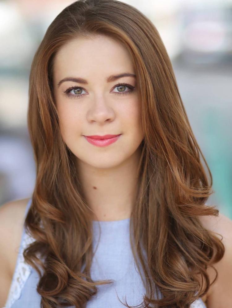 Photo of Lowri Hamer