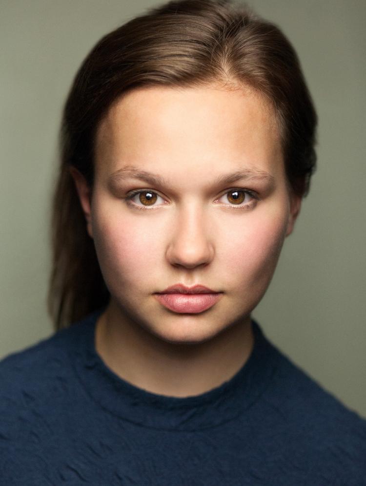 Photo of Phoebe Hyder